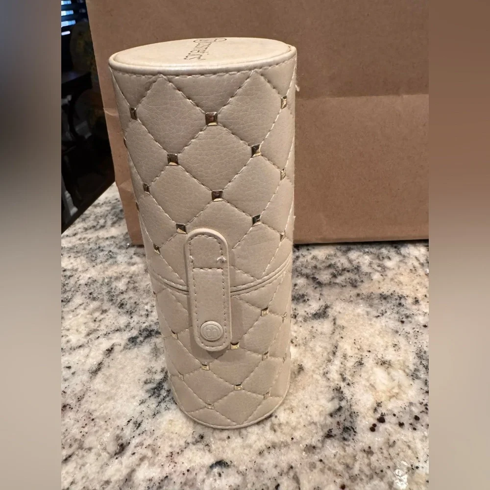 Makeup brush holder Quilted Cream Cylinder rhinestone brush Case